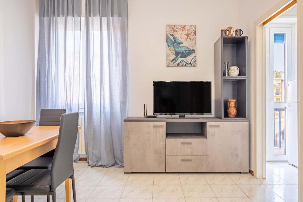 Guest Planet - Intero Bilocale Crescenzago M2 Apartment Милано Екстериор снимка
