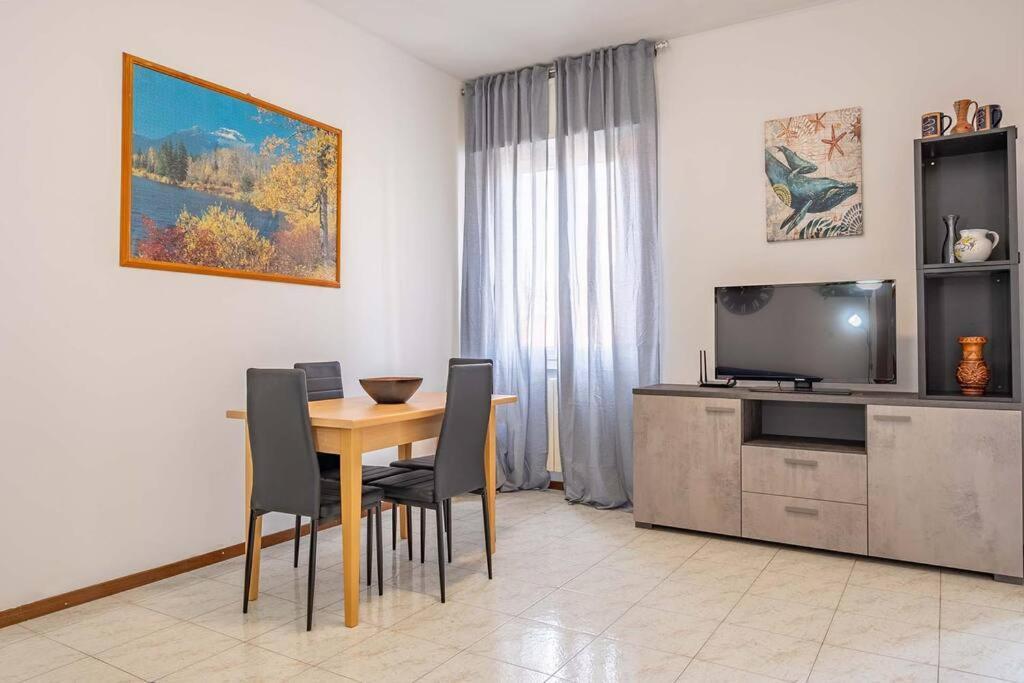Guest Planet - Intero Bilocale Crescenzago M2 Apartment Милано Екстериор снимка